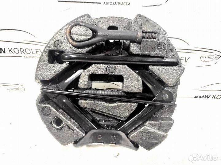 Домкрат (комплект) Focus III (2011-2019) Ford