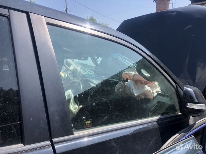 Стекло переднее правое левое тойота прадо 150