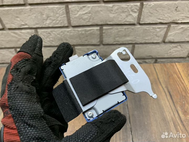 Lexus LS460L Антенна давления воздуха в шинах