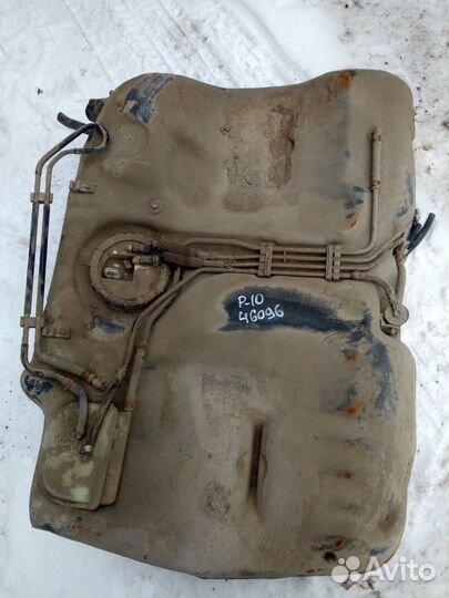 Бензобак Nissan Primera P12 P11 P10