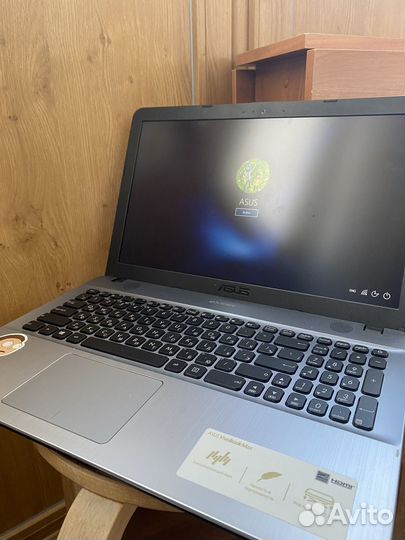 Ноутбук Asus