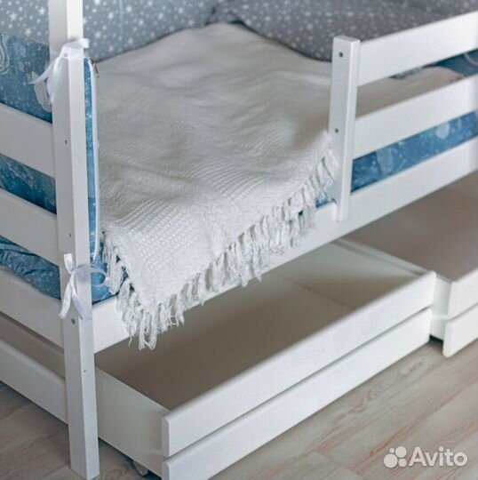 Детская кровать для малышей