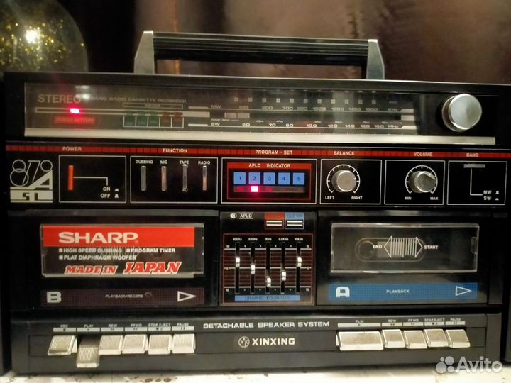 Винтажный магнитофон