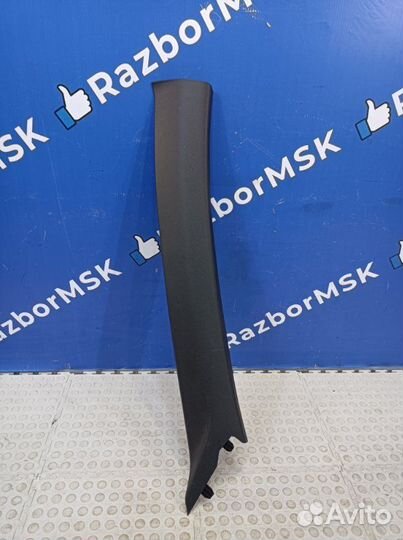 Обшивка стойки лобового стекла правая Renault