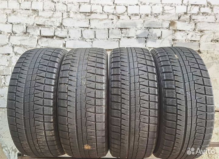 Bridgestone Blizzak Revo GZ 225/50 R17 97V