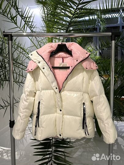 Moncler Parana пуховик женский