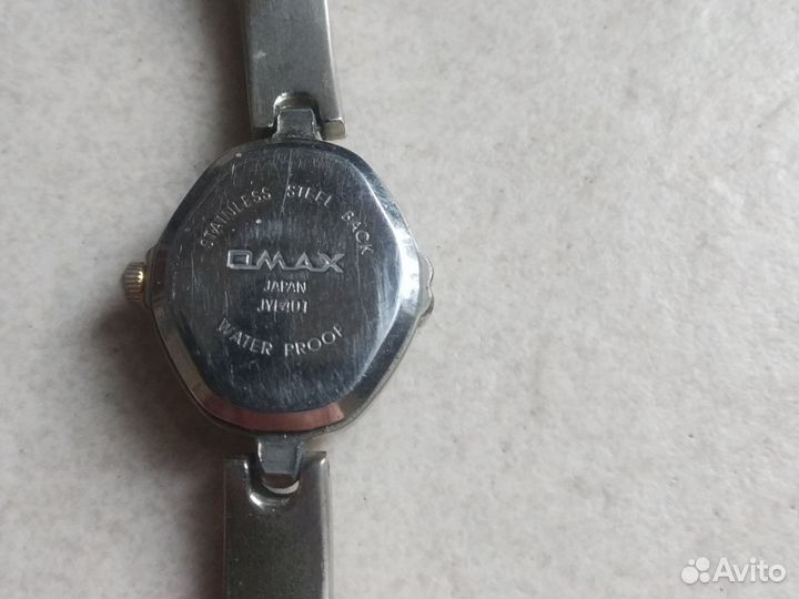 Часы наручные женские Omax