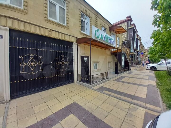 Дом 500 м² на участке 8 сот.