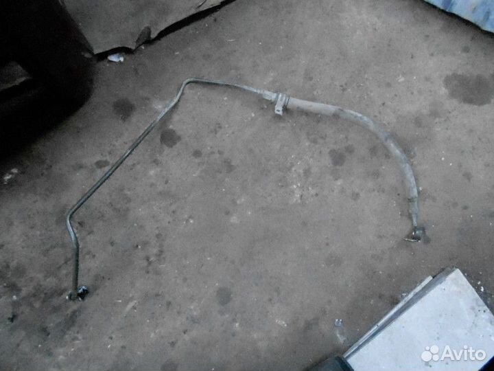 Трубка гур Mitsubishi L200 2006-2016