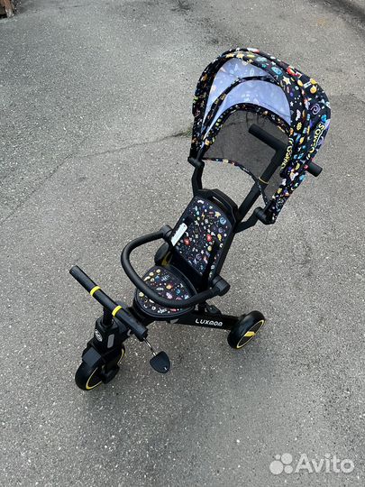 Детский велосипед с ручкой