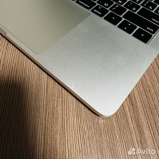 Apple MacBook Pro