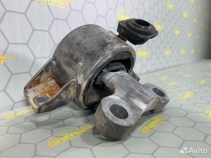 Подушка двигателя правая Opel Corsa D