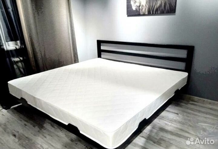 Двуспальная кровать парящая