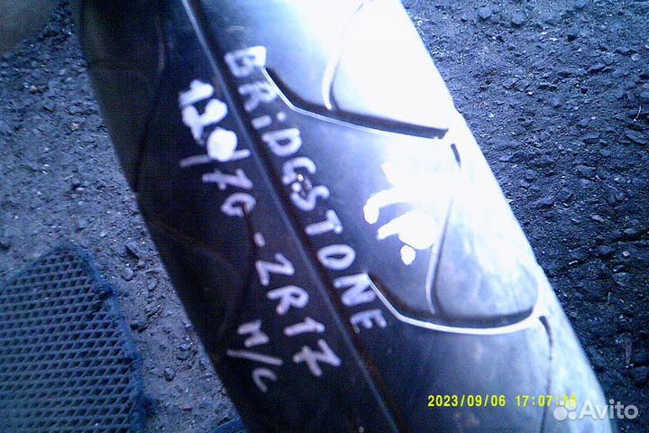 120 70 R17 - мота шина bridgestoun battlax BT 012