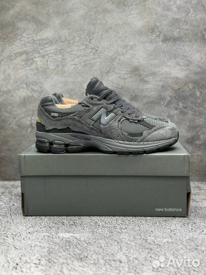 Кроссовки New Balance 2002R