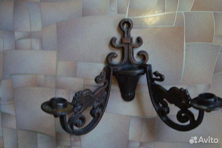 Подсвечник на стену