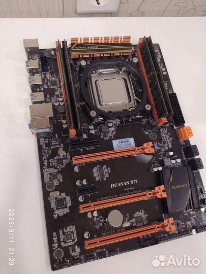 Комплект X79 LGA 2011