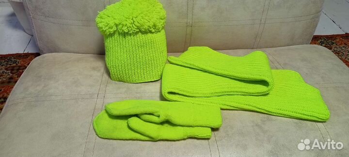 Шапка шарф варежки