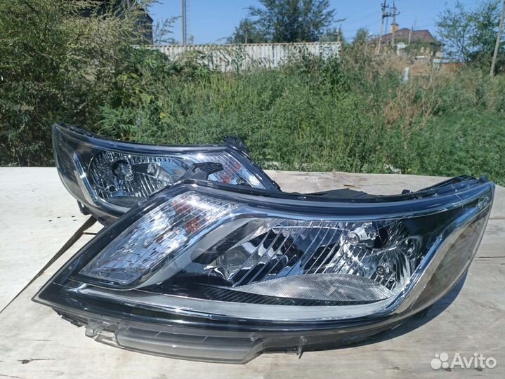 Фара правая фара левая Kia Rio 3 Рио