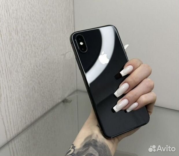 iPhone Xs, 64 ГБ