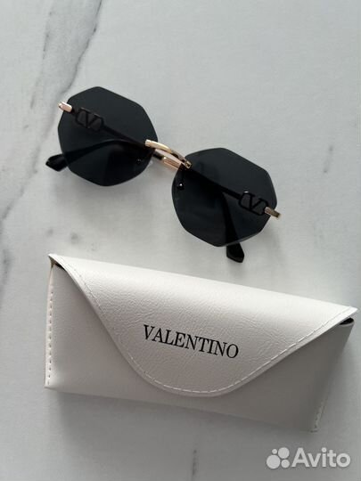 Солнцезащитные очки новые