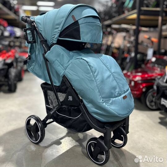 Прогулочная коляска новая