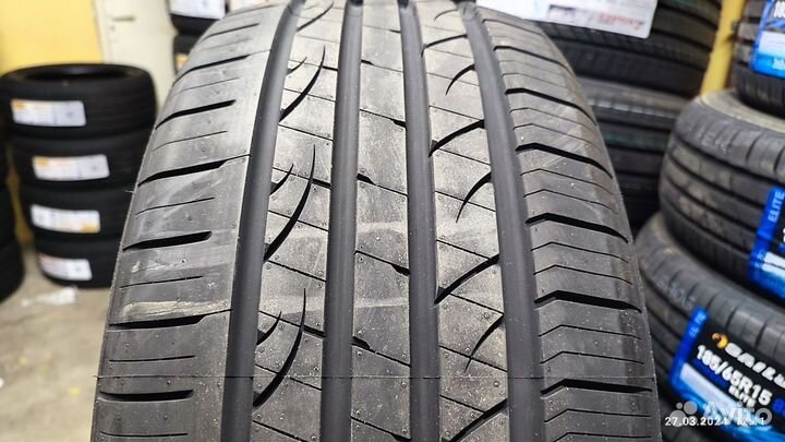 Fortune FSR702 275/35 R18 99W