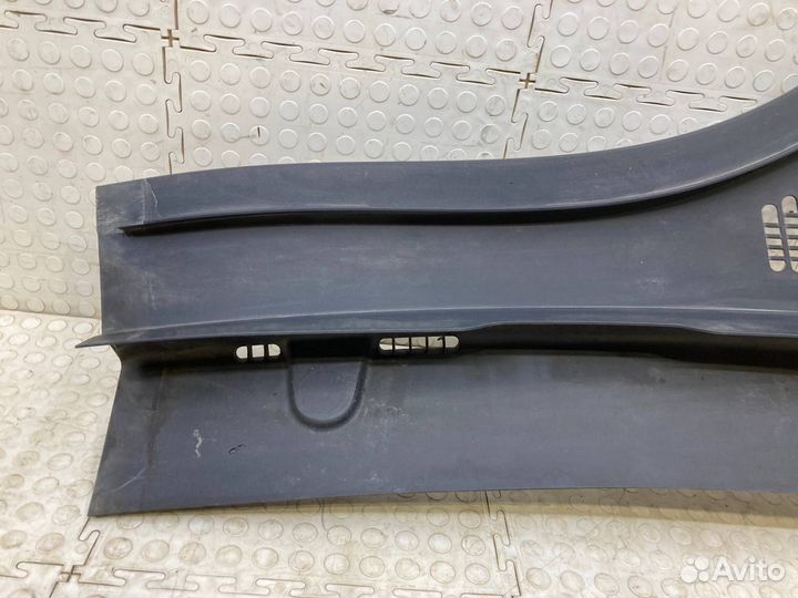 Жабо правое Skoda Kodiaq 2016