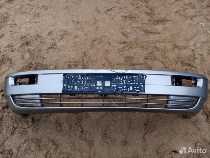 Бампер передний Mitsubishi Space Wagon