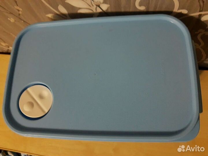Ёмкость для воды Tupperware (Эра водолея)