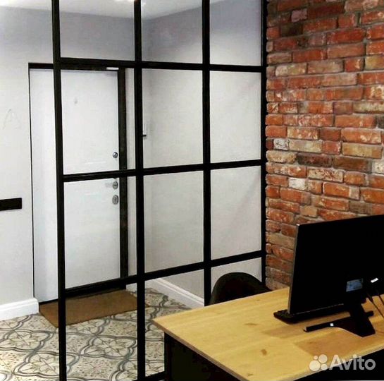 Стеклянная перегородка