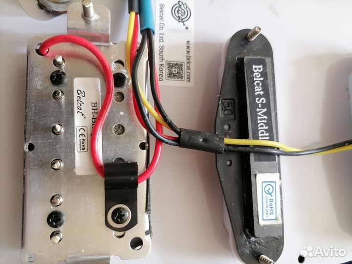 Пикгард Fender Strat. Новый,HSS Бел. перл-тр,Корея