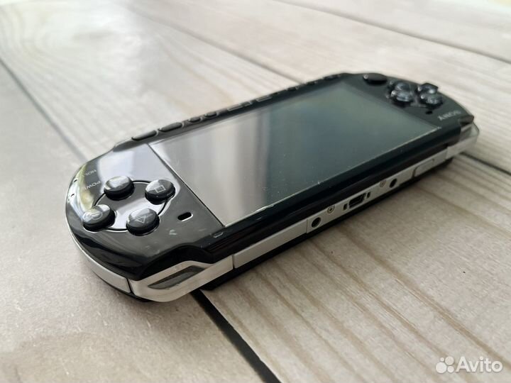 Sony PSP 3000 Piano Black 100 Игр