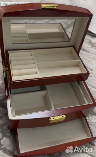 Шкатулка для украшений