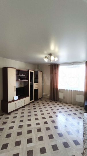 2-к. квартира, 57 м², 9/17 эт.