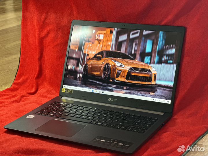 Шустрый ноутбук I3-10поколения IPS матрица