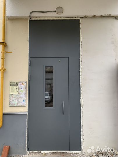 Дверь подъездная металлическая