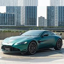 Aston Martin V8 Vantage 4.0 AT, 2021, 10 000 км, с пробегом, цена 22 700 000 руб.