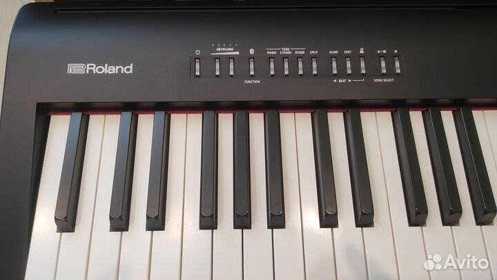 Цифровое пианино Roland FP-30