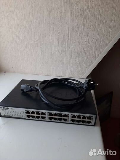 Коммутатор D-link DGS-1024D