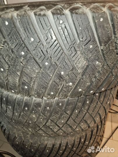 Goodyear UltraGrip Ice Arctic SUV 225/65 R17