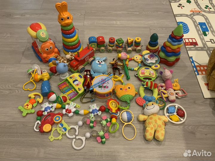 Игрушки fisher price, chicco, plan toys пакетом