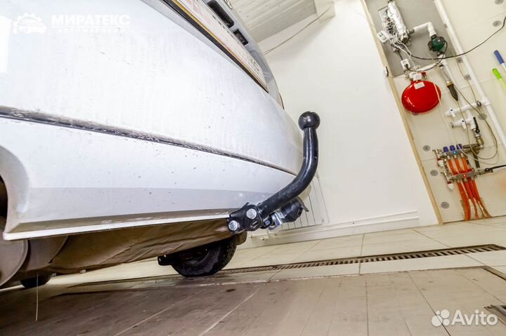 Фаркоп Фольксваген Поло / Шкода Рапид / Лидер плюс