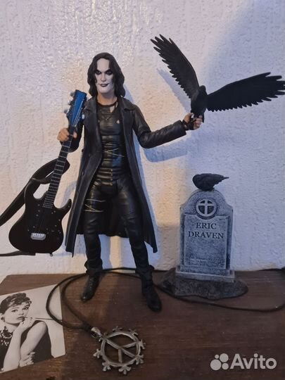 Фигурка коллекционная Ворон