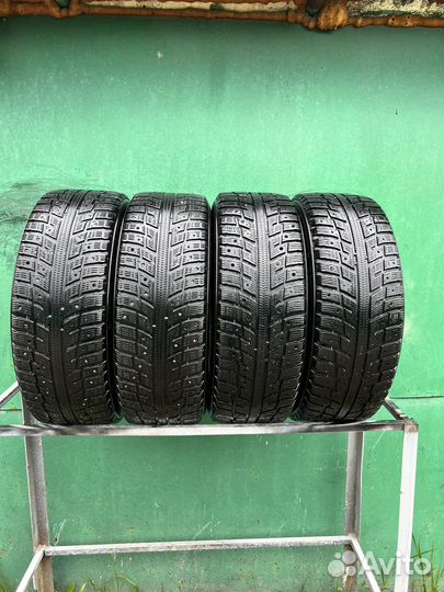 Kumho I'Zen KW22 195/55 R16 91T