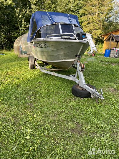 Лодка Quintrex 475