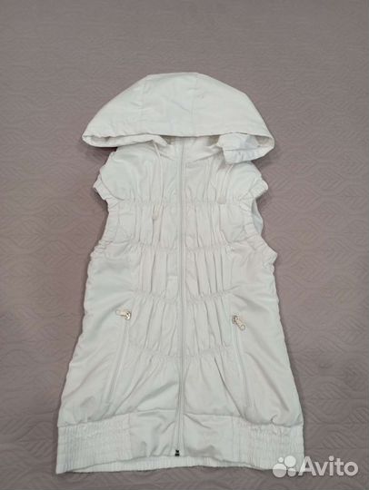 Отдам куртку демисезонную р. 42- 44