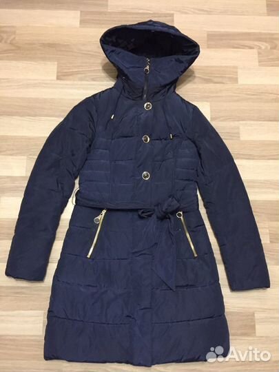 Пуховик S (42)