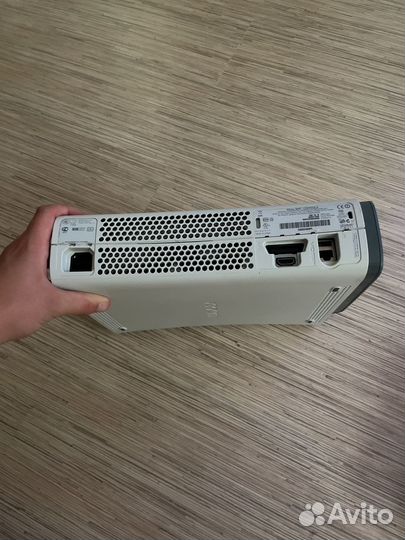 Xbox 360 белый