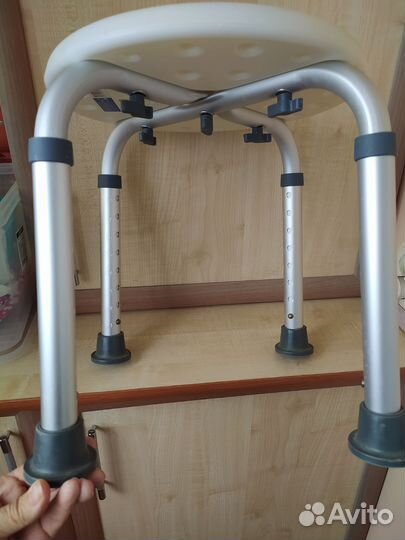 Стул для пожилых в ванну